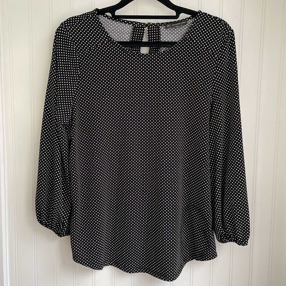 Adrianna Papell Black and White Polka Dot 3/4 Sleeves Blouse Classic‎ Size S